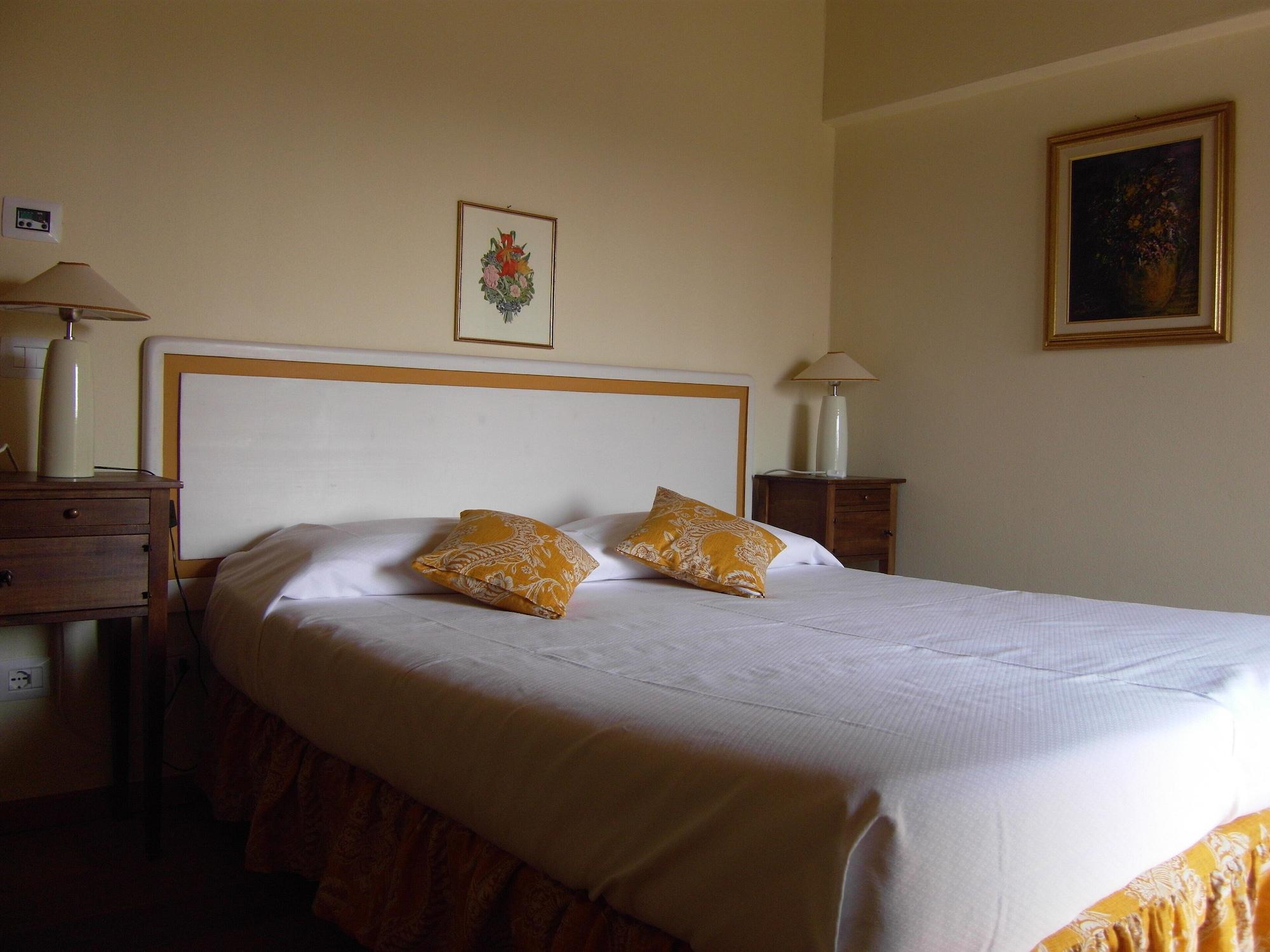 Relais Corte Paradiso Песк'єра-дель-Гарда Екстер'єр фото
