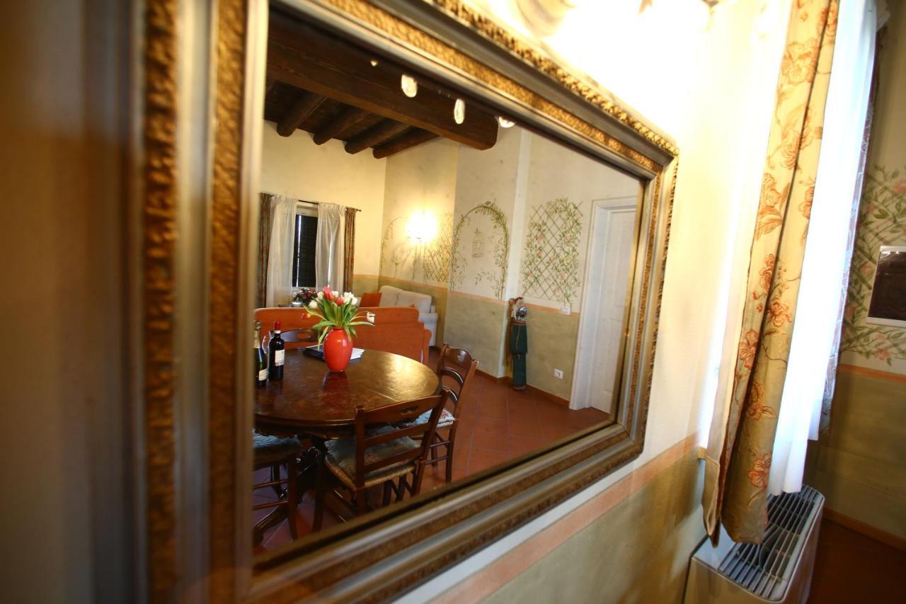 Relais Corte Paradiso Песк'єра-дель-Гарда Екстер'єр фото